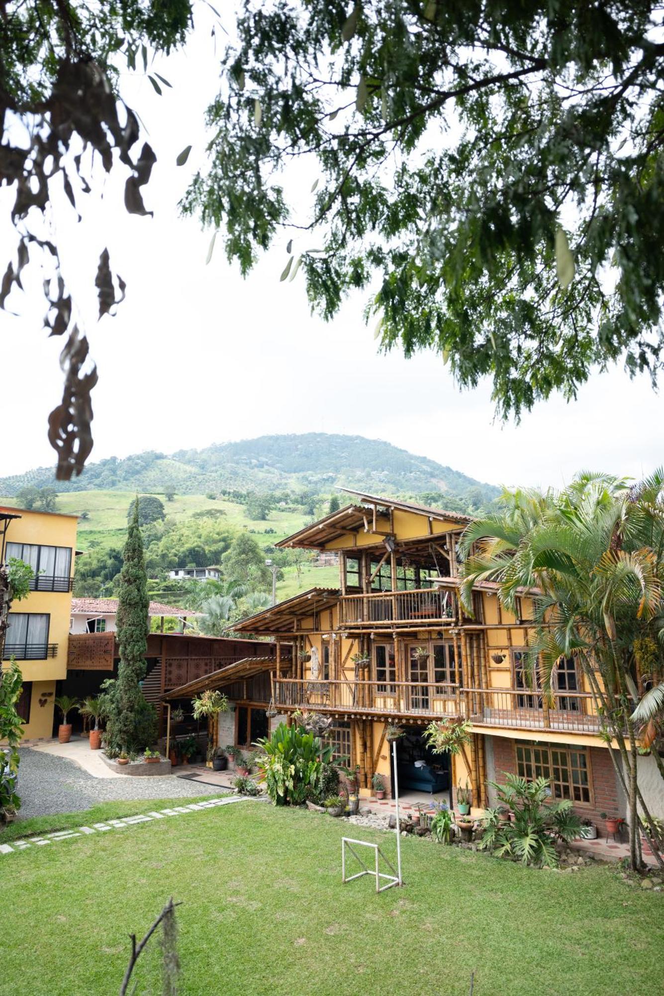 Hotel Pachamama Campestre Dosquebradas Buitenkant foto